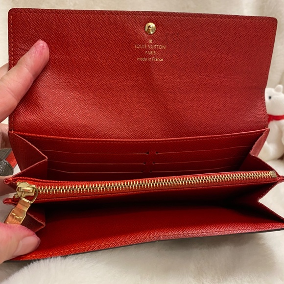 Authentic Louis Vuitton Sarah long wallet with poppy interior - Picture 7 of 10